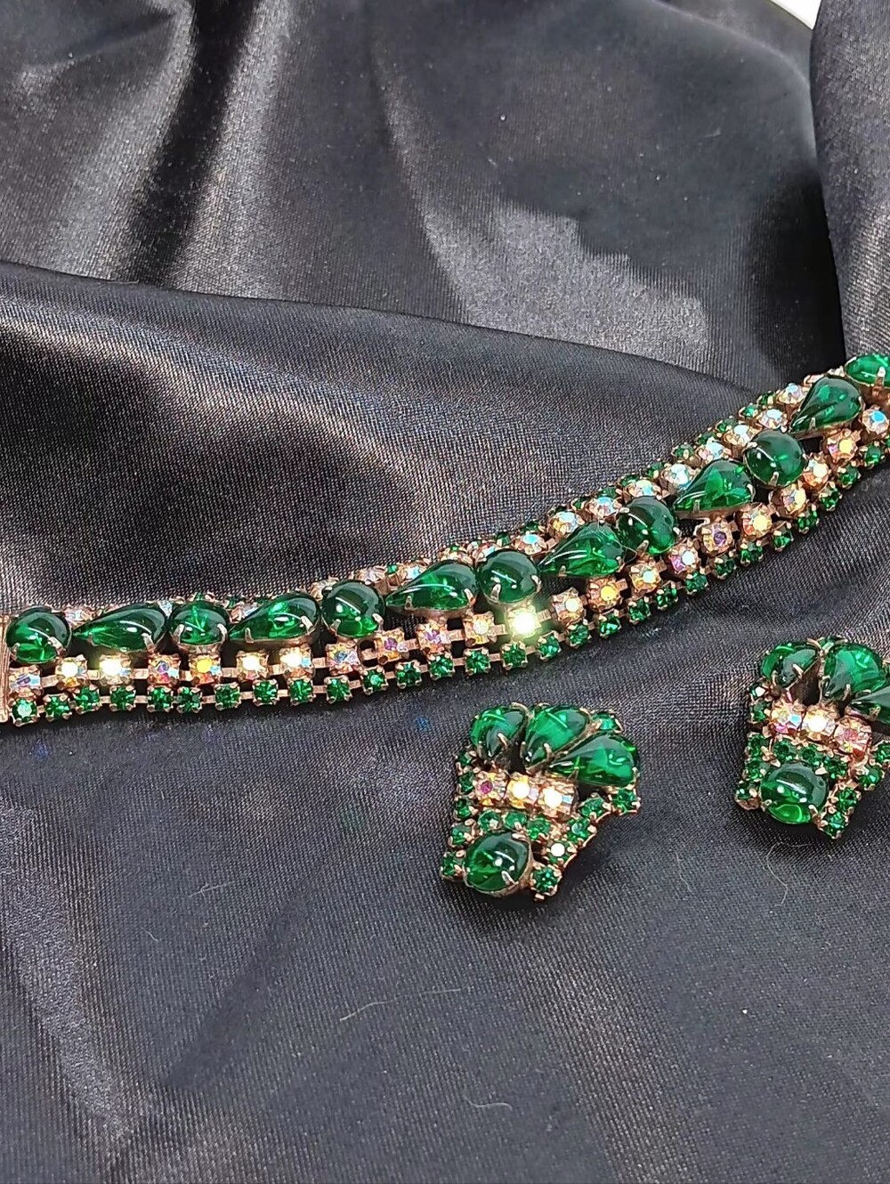 Art Deco Emerald Green Glass Rhinestones, Clear Aurora Borealis Bracelet/Earring